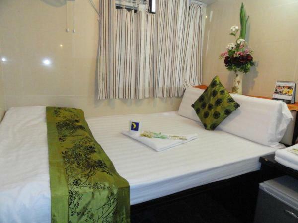 Dhillon Hotel -Paris Guest House Reception 10Th Floor Block E Hong Kong Exterior photo
